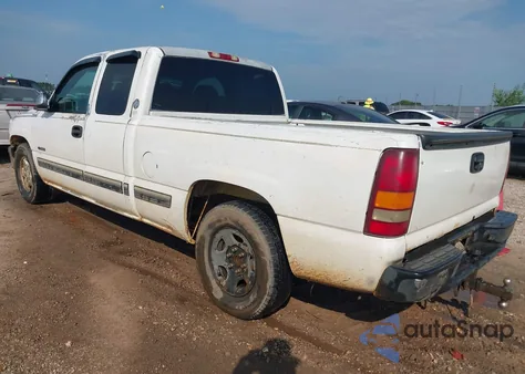 2002 Chevrolet Silverado 1500 Ls from USA, damaged, VIN 2GCEC19T121163764
